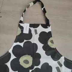 販売終了品】marimekko マリメッコ プータルフリンパルハート エプロン