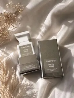 TOM FORD SOLEIL NEIGE オードパルファム 50ml - メルカリ