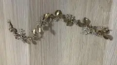 ゴールド　ヘアドレス