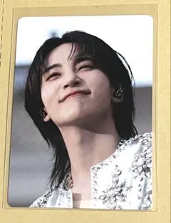 FOLLOW AGAIN TO CINEMA ジョンハン ムビチケ 特典