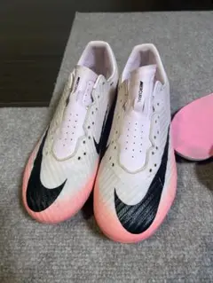 サッカー　スパイク25.5 NIKE ナイキ　マーキュリアル サッカースパイクNIKE 25.5 FG マーキュリアル - メルカリ