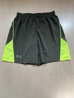 Under Armour メンズショートパンツ