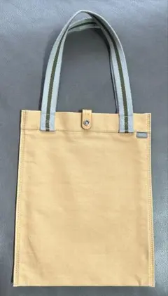 AIGLE トートバッグのサムネイル