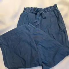 H＆М　デニムモデル　リヨセルブレンドパンツ　C13