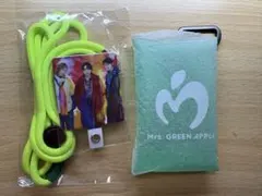 Mrs. GREEN APPLE ショルダーストラップ・ビニールポーチ