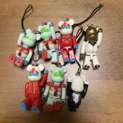 ベアブリック フィギュアストラップ 7体セット