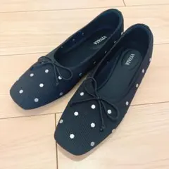vivaia フラットシューズ