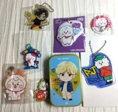 新品未使用❤BTS Jin  BT21 RJ キーホルダー 缶バッジセット