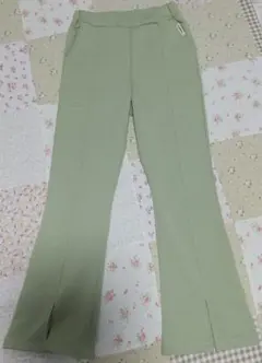 Lovetoxic ライトグリーン フレアパンツのサムネイル