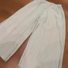 GLOBALWORK　サイズ１４０　ベージュ プリーツ ロングパンツ　ゴムウエス