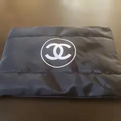 CHANELノベルティクラッチポーチ