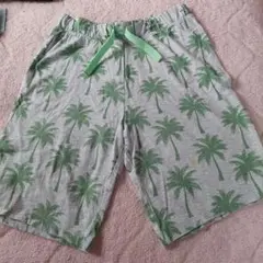 H&M パームツリー柄 ハーフパンツ 140cm