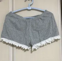 ショートパンツ 短パン 裾フリル付き グレーMサイズ