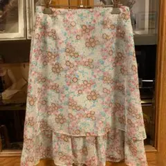 新品未使用タグ無し定価25200円ブルー金刺繍高級上品のサムネイル