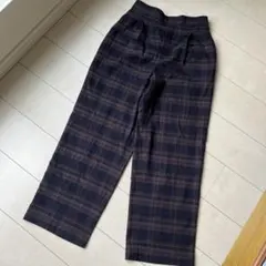 ネイビー系チェック柄ワイドパンツ