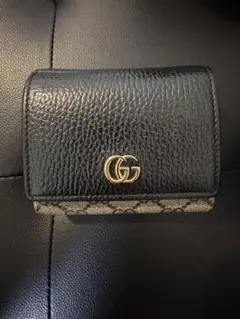 GUCCI 二つ折り財布 黒 ベージュ 正規品　付属品あり