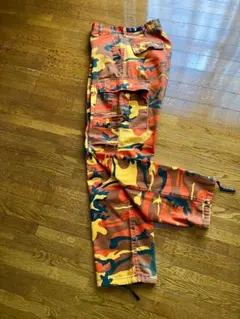 カモフラージュカーゴパンツ