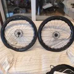 MAXXIS 26インチホイールとTread 2 Kuwahara - メルカリ