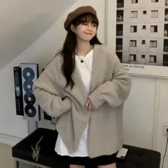 オーバーサイズ カーディガン　レディース　ベージュ　ボタンなし