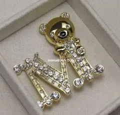 テディベア　イニシャルブローチ　M　ゴールド