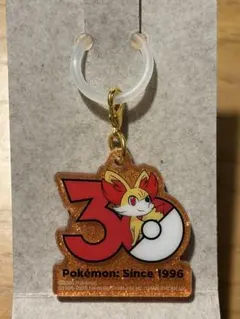 ポケモン 30周年 アクリルキーホルダー フォッコ