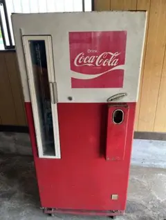 【新品未使用】最終値下げ❗️コカコーラCOCA COLA冷蔵庫.保温庫 新品未使用】最終値下げ❗️コカコーラCOCA COLA冷蔵庫.保温庫