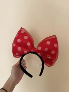 ミニーマウス風カチューシャ 赤と白の水玉