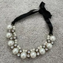 【美品】✨フェイクパールとクリスタル風のネックレス チョーカー リボン