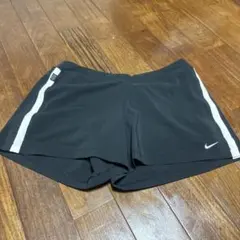 NIKE ショートパンツ
