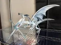 S.H.モンスターアーツ 遊戯王　青眼の白龍 ブルーアイズ　フィギュア