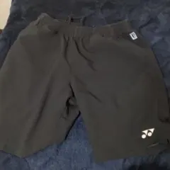 ヨネックス 黒 ショートパンツ