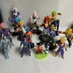 ドラゴンボール フィギュア 11体 プラスロゴスタンドセット - メルカリ