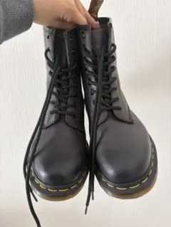 【美品】Dr. Martens 8ホール ハイカットブーツ