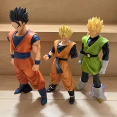 ドラゴンボール フィギュア 孫悟空 3つセット／K-0134M - メルカリ