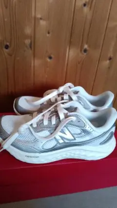 New Balanceスニーカー 23.5 フレッシュフォームアリシ