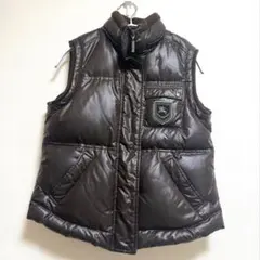 Burberry ダウンベスト フード付き - メルカリ