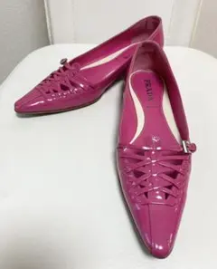プラダ　フラットシューズ　ピンクのサムネイル