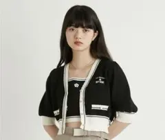 LILY BROWN×MARY QUANTバイカラーパフニットカーディガン 黒のサムネイル