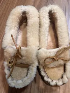 未使用級⭐︎UGG アグ モカシン ファー シープスキン スリッポン 23.0