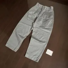 UNIQLO ベイカーパンツ　Olive 61cm