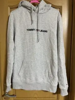 TOMMY JEANS グレー フード付きパーカー裏起毛