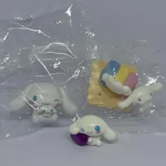 サンリオ ぬいぐるみといっしょフィギュア2 シナモロール