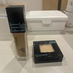 Maybelline Fit Me リキッドファンデーション220とパウダー
