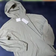 ユニクロポケッタブル UVカットパーカー グリーン M サイズ 未使用