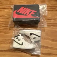 ガチャ カプセルトイ