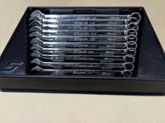 Item thumbnail for item 8fb82a58-a5f3-470e-9ed7-d9b616cf5f5d