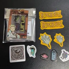 ガチアクタ　エンジン　アクリルチャーム＆フレークシールのサムネイル