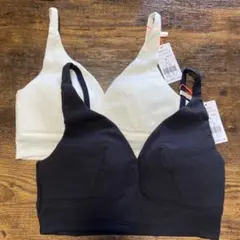 AMOSTYLE Triumph ノンワイヤーブラジャー Mサイズ 2枚セット②のサムネイル