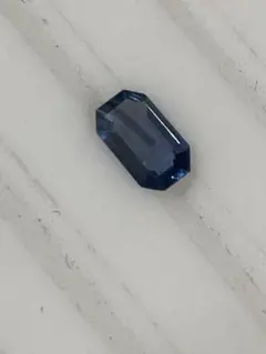 サファイアオクタゴンカットルース　0.68ct