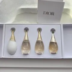 DIOR ノベルティ香水サンプルセット 4本のサムネイル